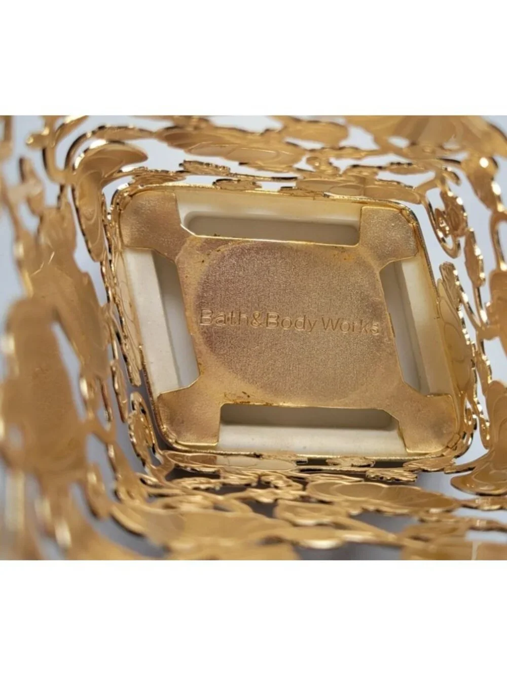 Bath & Body Works foaming soap holder features a festive gold metal pumpkin